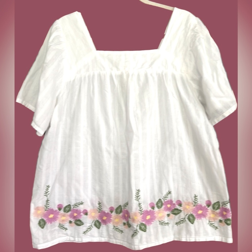 MATILDA JANE Crisp White Best-Dressed Embroidered Detailed Blouse, Size XL, EUC.